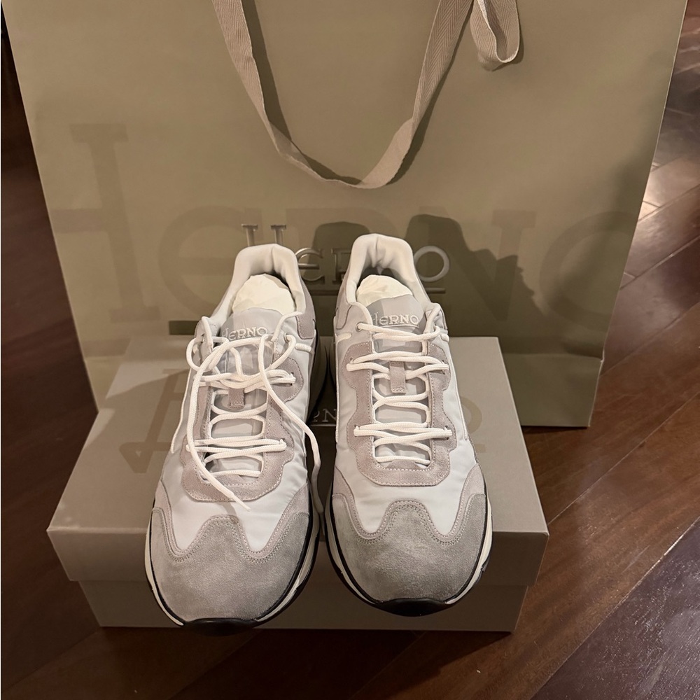 Herno Maggiore Gray and White Sneakers - Picture 4 of 7